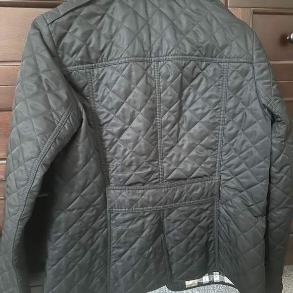 Authentic Burberry coat - Picture 5 of 7